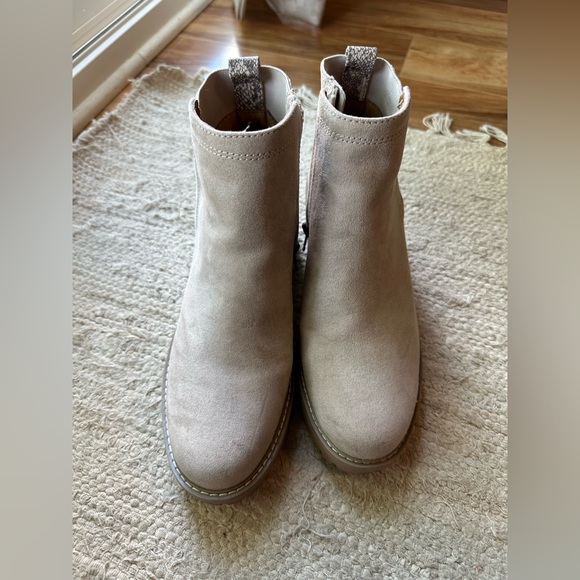 Target Booties - Picture 4 of 5